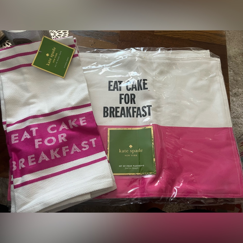 Kate spade kitchen place mats and towels new